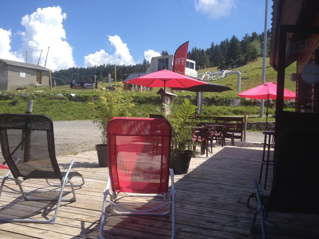Hotel Le Tuc De L'Etang Boutx 외부 사진
